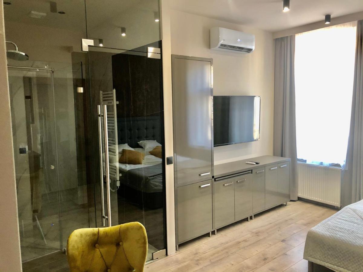 Silver Dawn Apartments Сегед Экстерьер фото