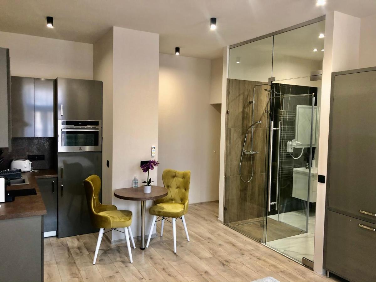 Silver Dawn Apartments Сегед Экстерьер фото