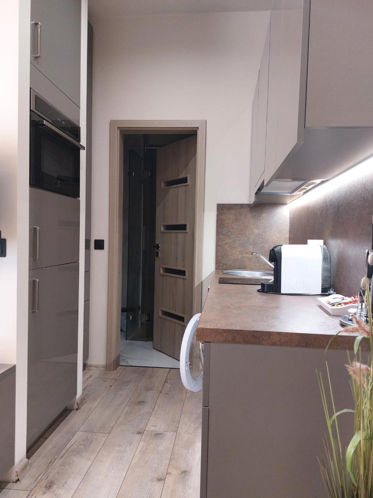 Silver Dawn Apartments Сегед Экстерьер фото