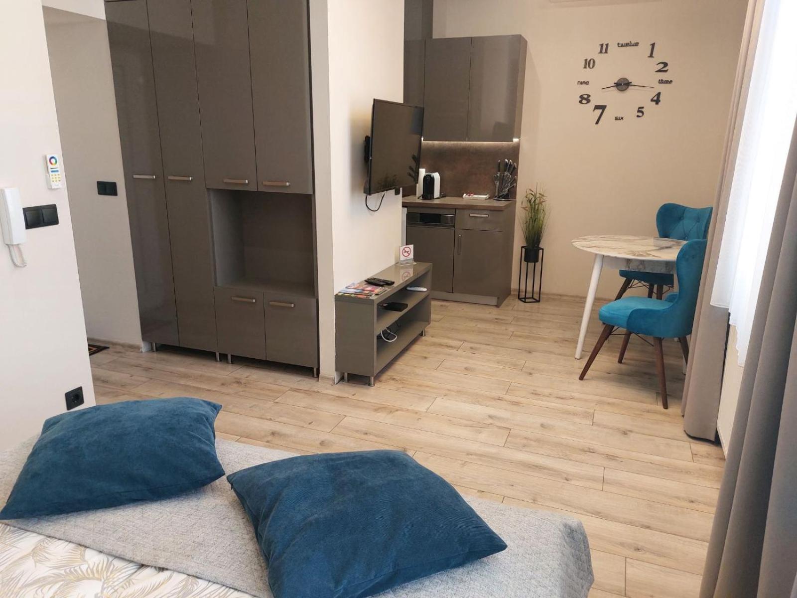 Silver Dawn Apartments Сегед Экстерьер фото